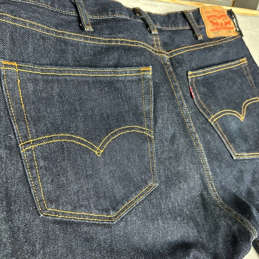 Levis 505 Jeans Mens 38x34 Blue Regular Straight Mid Rise Dark Wash